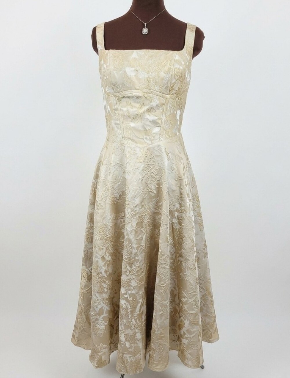 New Elegant Cream Floral Jacquard Midi Dress